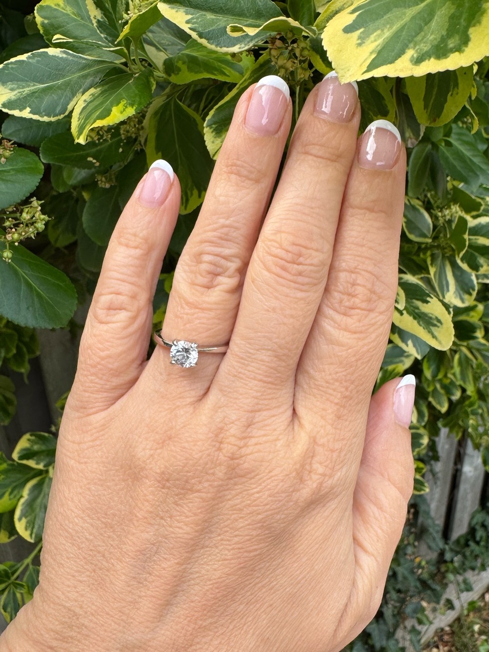 Avon Sterling Silver Solitaire Ring CZ Stone Engagement Style Size 7